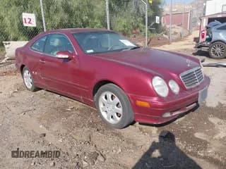 ✅ 2000 Mercedes-Benz CLK 320/430 • VIN: WDBLJ65G5YF134142 • Lot: 40994710. Wystawiony na IAAI z przebiegiem 101 840 mil. Bezpłatny archiwum sprzedaży aukcyjnych z USA i szczegółowy raport historii pojazdu na DreamBid. Zdjęcie 1.