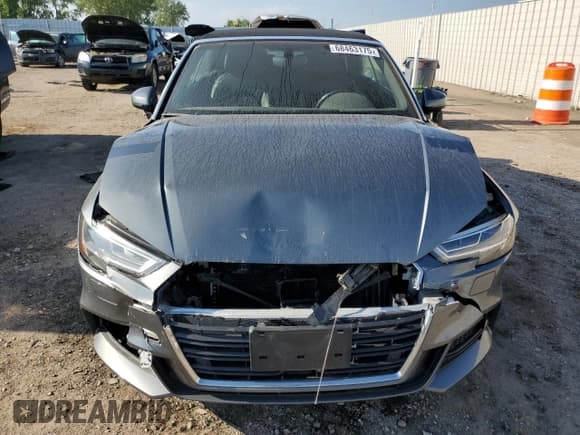 ✅ 2019 Audi A3 Cabriolet Premium Plus • VIN: WAUYELFF3K1032226 • Лот: 68463175. Опубликован ранее на Copart с пробегом 42 957 миль. Бесплатный доступ к архиву аукционных продаж из США и подробный отчёт об истории автомобиля на DreamBid. Изображение 5.