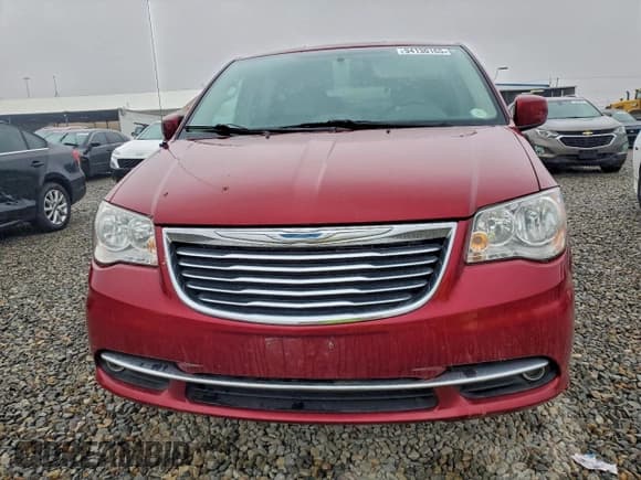 ✅ 2015 Chrysler Town & Country Touring • VIN: 2C4RC1BG6FR561817 • Лот: 94130165. Опубликован ранее на Copart с пробегом 148 270 миль. Бесплатный доступ к архиву аукционных продаж из США и подробный отчёт об истории автомобиля на DreamBid. Изображение 5.