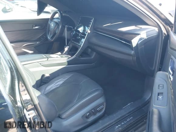 ✅ 2022 Toyota Avalon Limited Hybrid • VIN: 4T1DA1AB7NU015384 • Lot: 43316226. Listed on IAAI with 44,765 mi. Free auction sales archive from the USA and detailed vehicle history report at DreamBid. Image 5.