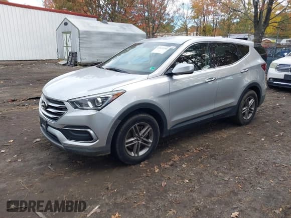 ✅ 2018 Hyundai Santa Fe 2.4L • VIN: 5XYZT3LB1JG572364 • Лот: 43632295. Опубликован ранее на IAAI с пробегом 118 241 миль. Бесплатный доступ к архиву аукционных продаж из США и подробный отчёт об истории автомобиля на DreamBid. Изображение 2.
