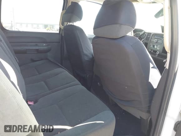 ✅ 2008 Chevrolet Silverado 1500 1LT • VIN: 3GCEC13J48G277295 • Lot: 43643534. Listed on IAAI with 160,633 mi. Free auction sales archive from the USA and detailed vehicle history report at DreamBid. Image 8.