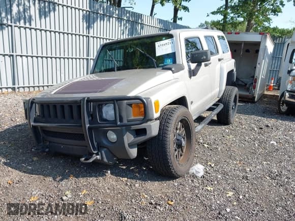 ✅ 2009 Hummer H3 Luxury • VIN: 5GTEN13E998110220 • Лот: 43169211. Опубликован ранее на IAAI с пробегом 137 062 миль. Бесплатный доступ к архиву аукционных продаж из США и подробный отчёт об истории автомобиля на DreamBid. Изображение 2.