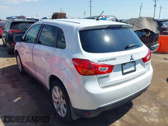 2013 Mitsubishi Outlander ES с VIN 4A4AP3AU4DE011667, выставлен на аукционе IAAI как лот 42988034 с пробегом 128 516 миль миль и . История ставок и продаж доступна на DreamBid. Изображение 3.