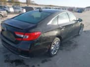 ✅ 2020 Honda Accord LX • VIN: 1HGCV1F10LA007678 • Lot: 43503835. Wystawiony na IAAI z przebiegiem 105 813 mil. Bezpłatny archiwum sprzedaży aukcyjnych z USA i szczegółowy raport historii pojazdu na DreamBid. Zdjęcie 4.