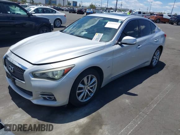✅ 2016 Infiniti Q50 Premium • VIN: JN1CV7AP8GM203467 • Lot: 42225317. Wystawiony na IAAI z przebiegiem 149 044 mil. Bezpłatny archiwum sprzedaży aukcyjnych z USA i szczegółowy raport historii pojazdu na DreamBid. Zdjęcie 2.