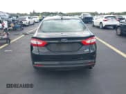 ✅ 2015 Ford Fusion SE • VIN: 1FA6P0HD0F5118290 • Lot: 43568856. Wystawiony na IAAI z przebiegiem 229 988 mil. Bezpłatny archiwum sprzedaży aukcyjnych z USA i szczegółowy raport historii pojazdu na DreamBid. Zdjęcie 16.