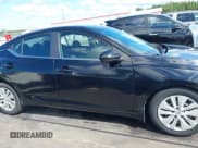 ✅ 2021 Nissan Sentra S • VIN: 3N1AB8BV1MY211941 • Lot: 43103581. Wystawiony na IAAI z przebiegiem 70 539 mil. Bezpłatny archiwum sprzedaży aukcyjnych z USA i szczegółowy raport historii pojazdu na DreamBid. Zdjęcie 13.