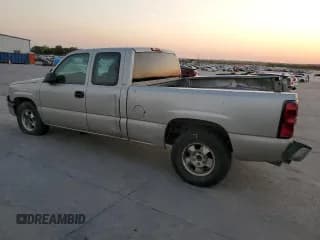 ✅ 2004 Chevrolet Silverado 1500 Work Truck • VIN: 1GCEC19X94Z242399 • Лот: 75816624. Опубликован ранее на Copart с пробегом 334 867 миль. Бесплатный доступ к архиву аукционных продаж из США и подробный отчёт об истории автомобиля на DreamBid. Изображение 2.