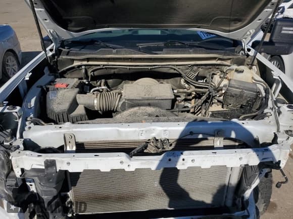 ✅ 2022 Chevrolet Silverado 2500HD • VIN: 1GB2WLE7XNF141794 • Lot: 79089104. Wystawiony na Copart z przebiegiem 55 043 mil. Bezpłatny archiwum sprzedaży aukcyjnych z USA i szczegółowy raport historii pojazdu na DreamBid. Zdjęcie 11.