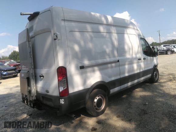 ✅ 2021 Ford Transit Cargo • VIN: 1FTBR1X86MKA51674 • Лот: 42490705. Опубликован ранее на IAAI с пробегом 41 607 миль. Бесплатный доступ к архиву аукционных продаж из США и подробный отчёт об истории автомобиля на DreamBid. Изображение 4.