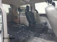 ✅ 2015 Chrysler Town & Country Touring L • VIN: 2C4RC1CG9FR619949 • Lot: 43549052. Listed on IAAI with 69,904 mi. Free auction sales archive from the USA and detailed vehicle history report at DreamBid. Image 8.