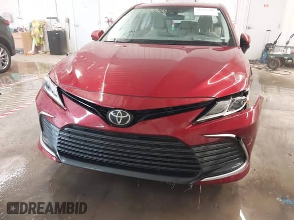 2022 Toyota Camry LE с VIN 4T1C11BK3NU059117, выставлен на аукционе IAAI как лот 41335700 с пробегом 20 649 миль миль и . История ставок и продаж доступна на DreamBid. Изображение 11.