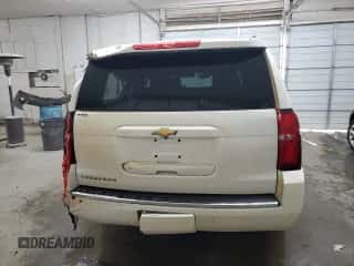 2015 Chevrolet Suburban LTZ z VIN 1GNSKKKC1FR734292, wystawiony jako Copart lot #69274444 z przebiegiem 78 973 mil mil oraz Szkoda całkowita • Salvage title. Historia ofert i sprzedaży dostępna na DreamBid. Obrazek 6.