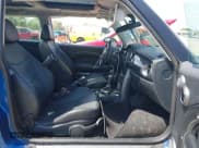 ✅ 2006 MINI Hardtop • VIN: WMWRC33596TJ75357 • Lot: 42016124. Listed on IAAI with Not provided. Free auction sales archive from the USA and detailed vehicle history report at DreamBid. Image 5.