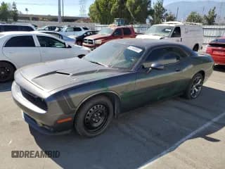 ✅ 2017 Dodge Challenger SXT • VIN: 2C3CDZAGXHH578278 • Lot: 67940904. Wystawiony na Copart z przebiegiem 68 361 mil. Bezpłatny archiwum sprzedaży aukcyjnych z USA i szczegółowy raport historii pojazdu na DreamBid. Zdjęcie 1.