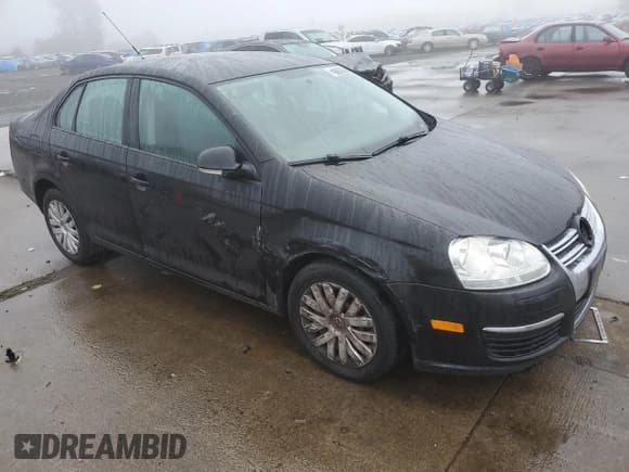 ✅ 2010 Volkswagen Jetta S • VIN: 3VWJZ7AJ9AM052166 • Lot: 90352885. Listed on Copart with 115,674 mi. Free auction sales archive from the USA and detailed vehicle history report at DreamBid. Image 4.