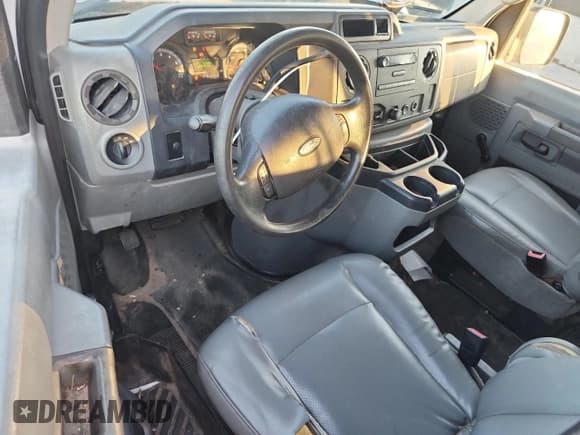 ✅ 2009 Ford Econoline Passenger XL • VIN: 1FBSS31L19DA37386 • Lot: 92291455. Wystawiony na Copart z przebiegiem 234 020 mil. Bezpłatny archiwum sprzedaży aukcyjnych z USA i szczegółowy raport historii pojazdu na DreamBid. Zdjęcie 8.