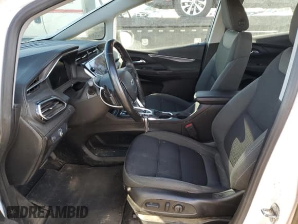 ✅ 2022 Chevrolet Bolt EV 1LT • VIN: 1G1FW6S08N4135292 • Lot: 87471604. Wystawiony na Copart z przebiegiem 85 209 mil. Bezpłatny archiwum sprzedaży aukcyjnych z USA i szczegółowy raport historii pojazdu na DreamBid. Zdjęcie 7.