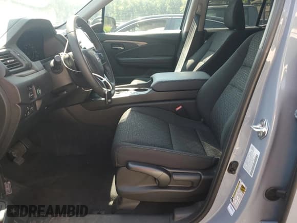 ✅ 2024 Honda Ridgeline Sport • VIN: 5FPYK3F12RB018973 • Лот: 66256765. Опубликован ранее на Copart с пробегом 930 миль. Бесплатный доступ к архиву аукционных продаж из США и подробный отчёт об истории автомобиля на DreamBid. Изображение 7.