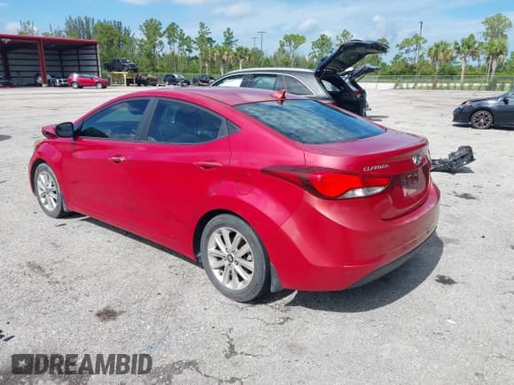 ✅ 2015 Hyundai Elantra SE • VIN: KMHDH4AE6FU351035 • Lot: 42806508. Listed on IAAI with 27,174 mi. Free auction sales archive from the USA and detailed vehicle history report at DreamBid. Image 3.