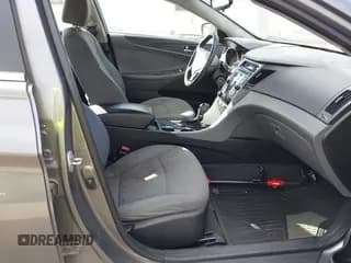 ✅ 2012 Hyundai Sonata GLS • VIN: 5NPEB4AC4CH469213 • Лот: 43498596. Опубликован ранее на IAAI с пробегом 198 117 миль. Бесплатный доступ к архиву аукционных продаж из США и подробный отчёт об истории автомобиля на DreamBid. Изображение 5.