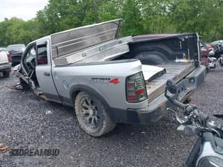 ✅ 2010 Dodge 1500 Laramie • VIN: 1D7RV1GT6AS123182 • Lot: 42371124. Wystawiony na IAAI z przebiegiem 172 072 mil. Bezpłatny archiwum sprzedaży aukcyjnych z USA i szczegółowy raport historii pojazdu na DreamBid. Zdjęcie 3.