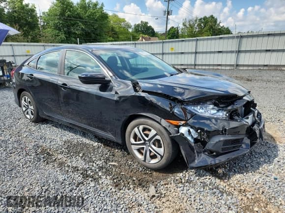 ✅ 2018 Honda Civic LX • VIN: 2HGFC2F56JH585732 • Лот: 63570215. Опубликован ранее на Copart с пробегом 58 553 миль. Бесплатный доступ к архиву аукционных продаж из США и подробный отчёт об истории автомобиля на DreamBid. Изображение 4.