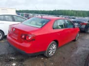 ✅ 2010 Volkswagen Jetta Limited Edition • VIN: 3VWRX7AJ6AM158664 • Lot: 42205340. Wystawiony na IAAI z przebiegiem 120 002 mil. Bezpłatny archiwum sprzedaży aukcyjnych z USA i szczegółowy raport historii pojazdu na DreamBid. Zdjęcie 4.