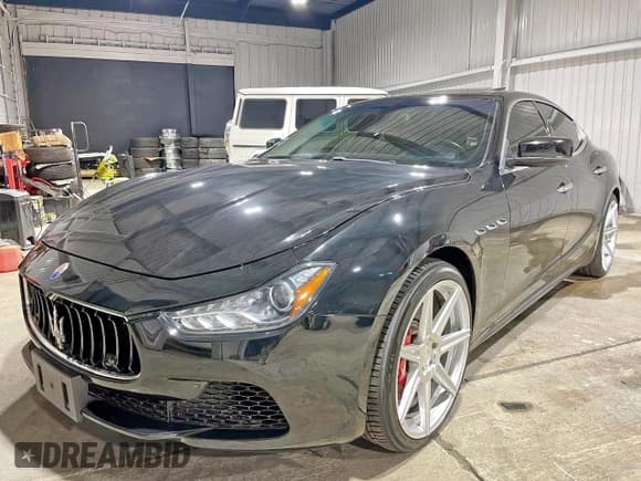 ✅ 2014 Maserati Ghibli S Q4 • VIN: ZAM57RTA9E1112724 • Lot: 62614795. Wystawiony na Copart z przebiegiem 45 525 mil. Bezpłatny archiwum sprzedaży aukcyjnych z USA i szczegółowy raport historii pojazdu na DreamBid. Zdjęcie 2.