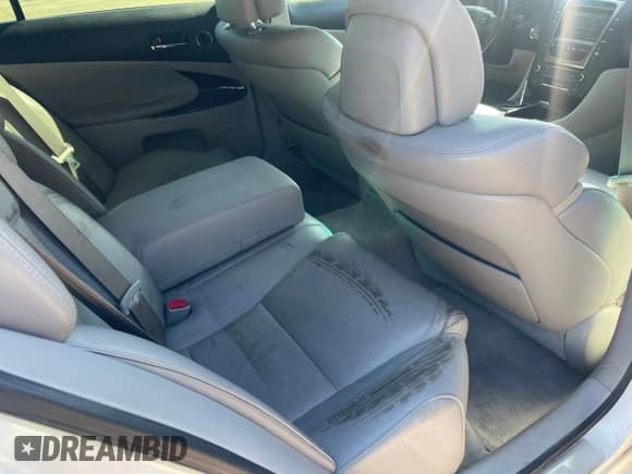 ✅ 2006 Lexus GS 430 • VIN: JTHBN96S165001501 • Лот: 76636684. Опубликован ранее на Copart с пробегом 215 121 миль. Бесплатный доступ к архиву аукционных продаж из США и подробный отчёт об истории автомобиля на DreamBid. Изображение 6.