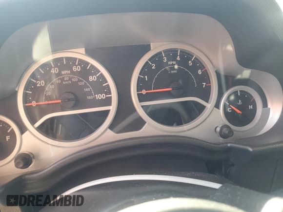 ✅ 2010 Jeep Wrangler Sahara • VIN: 1J4GA5D16AL225139 • Lot: 77114204. Listed on Copart with Not provided. Free auction sales archive from the USA and detailed vehicle history report at DreamBid. Image 9.