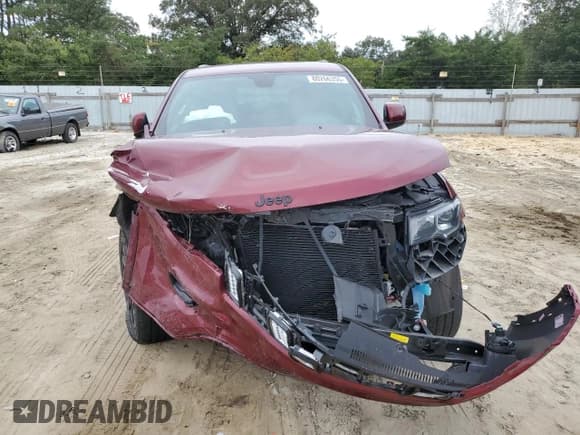✅ 2018 Jeep Grand Cherokee Altitude • VIN: 1C4RJFAG9JC335258 • Lot: 80266355. Listed on Copart with Not provided. Free auction sales archive from the USA and detailed vehicle history report at DreamBid. Image 5.