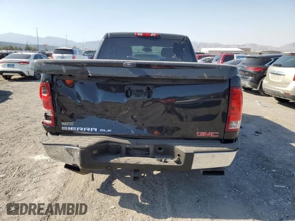 ✅ 2011 GMC Sierra 1500 SLE • VIN: 3GTP1VEA0BG186857 • Лот: 64650895. Опубликован ранее на Copart с пробегом 195 817 миль. Бесплатный доступ к архиву аукционных продаж из США и подробный отчёт об истории автомобиля на DreamBid. Изображение 6.
