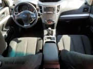 ✅ 2013 Subaru Outback Premium • VIN: 4S4BRBCC9D1227067 • Lot: 61433775. Wystawiony na Copart z przebiegiem 73 660 mil. Bezpłatny archiwum sprzedaży aukcyjnych z USA i szczegółowy raport historii pojazdu na DreamBid. Zdjęcie 8.