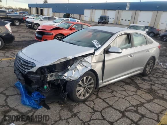 ✅ 2015 Hyundai Sonata Sport • VIN: 5NPE34AF1FH248874 • Лот: 89478665. Опубликован ранее на Copart с пробегом 105 108 миль. Бесплатный доступ к архиву аукционных продаж из США и подробный отчёт об истории автомобиля на DreamBid. Изображение 1.