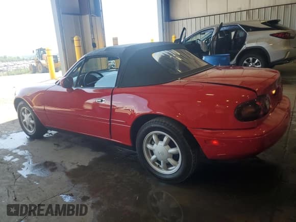 ✅ 1993 Mazda MX-5 Miata • VIN: JM1NA3515P1407760 • Lot: 68182155. Wystawiony na Copart z przebiegiem 11 570 mil. Bezpłatny archiwum sprzedaży aukcyjnych z USA i szczegółowy raport historii pojazdu na DreamBid. Zdjęcie 2.