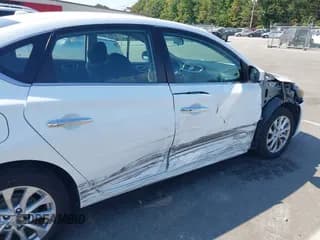 ✅ 2017 Nissan Sentra S • VIN: 3N1AB7AP4HY362694 • Lot: 43153134. Listed on IAAI with 87,381 mi. Free auction sales archive from the USA and detailed vehicle history report at DreamBid. Image 6.