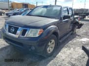 ✅ 2012 Nissan Frontier SV • VIN: 1N6AD0EV3CC473257 • Лот: 43796516. Опубликован ранее на IAAI с пробегом 235 360 миль. Бесплатный доступ к архиву аукционных продаж из США и подробный отчёт об истории автомобиля на DreamBid. Изображение 2.