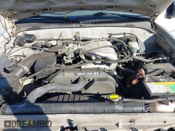 ✅ 2002 Toyota Tacoma PreRunner • VIN: 5TESN92N22Z036458 • Lot: 43032856. Listed on IAAI with 127,929 mi. Free auction sales archive from the USA and detailed vehicle history report at DreamBid. Image 10.