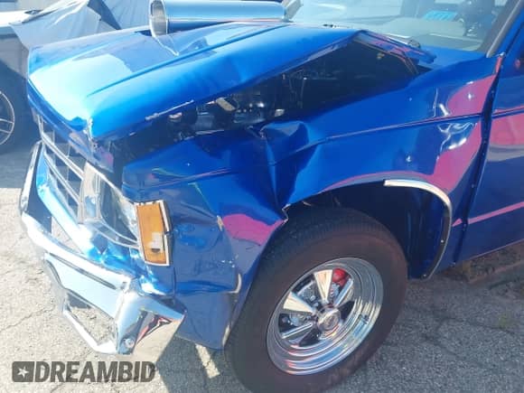 1990 Chevrolet S-10 с VIN 1GCCS14E9L2149681, выставлен на аукционе IAAI как лот 42787339 с пробегом 12 151 миль миль и . История ставок и продаж доступна на DreamBid. Изображение 6.