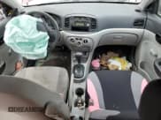 ✅ 2009 Hyundai Accent Auto GLS • VIN: KMHCN46C69U361483 • Лот: 55971525. Опубликован ранее на Copart с пробегом 159 519 миль. Бесплатный доступ к архиву аукционных продаж из США и подробный отчёт об истории автомобиля на DreamBid. Изображение 8.