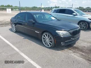 ✅ 2009 BMW 7 Series 750Li • VIN: WBAKB83549CY59450 • Lot: 42952550. Wystawiony na IAAI z przebiegiem 73 279 mil. Bezpłatny archiwum sprzedaży aukcyjnych z USA i szczegółowy raport historii pojazdu na DreamBid. Zdjęcie 1.