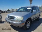 ✅ 2003 Lexus RX 300 • VIN: JTJGF10UX30156604 • Lot: 43126121. Wystawiony na IAAI z przebiegiem 133 174 mil. Bezpłatny archiwum sprzedaży aukcyjnych z USA i szczegółowy raport historii pojazdu na DreamBid. Zdjęcie 2.