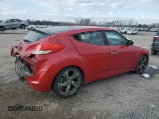✅ 2014 Hyundai Veloster • VIN: KMHTC6AD4EU214154 • Lot: 41776145. Wystawiony na Copart z przebiegiem 123 685 mil. Bezpłatny archiwum sprzedaży aukcyjnych z USA i szczegółowy raport historii pojazdu na DreamBid. Zdjęcie 3.