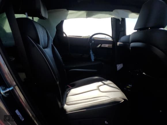 ✅ 2024 Hyundai Palisade Calligraphy • VIN: KM8R7DGE8RU731952 • Лот: 62320264. Опубликован ранее на Copart с пробегом Не указан. Бесплатный доступ к архиву аукционных продаж из США и подробный отчёт об истории автомобиля на DreamBid. Изображение 12.