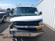 ✅ 2017 Chevrolet Express Cargo • VIN: 1GCWGAFF7H1117779 • Lot: 43076231. Wystawiony na IAAI z przebiegiem 171 178 mil. Bezpłatny archiwum sprzedaży aukcyjnych z USA i szczegółowy raport historii pojazdu na DreamBid. Zdjęcie 12.