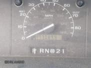 ✅ 1993 Ford F-250 • VIN: 2FTHF25H5PCA90065 • Lot: 43904733. Wystawiony na IAAI z przebiegiem 173 089 mil. Bezpłatny archiwum sprzedaży aukcyjnych z USA i szczegółowy raport historii pojazdu na DreamBid. Zdjęcie 7.