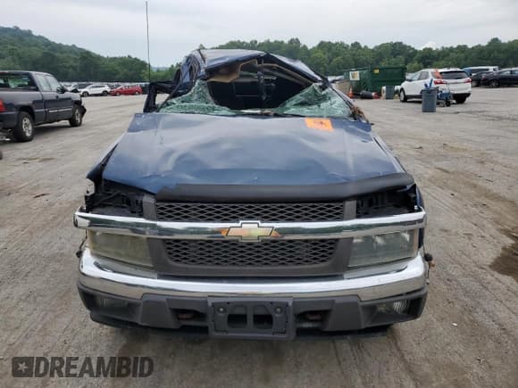 ✅ 2005 Chevrolet Colorado Z85 • VIN: 1GCDT146658179411 • Lot: 64259695. Wystawiony na Copart z przebiegiem 252 890 mil. Bezpłatny archiwum sprzedaży aukcyjnych z USA i szczegółowy raport historii pojazdu na DreamBid. Zdjęcie 5.