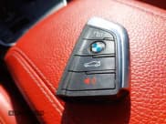 ✅ 2022 BMW 2 Series 228i • VIN: WBA53AK01N7J91794 • Lot: 43491807. Wystawiony na IAAI z przebiegiem 25 772 mil. Bezpłatny archiwum sprzedaży aukcyjnych z USA i szczegółowy raport historii pojazdu na DreamBid. Zdjęcie 11.